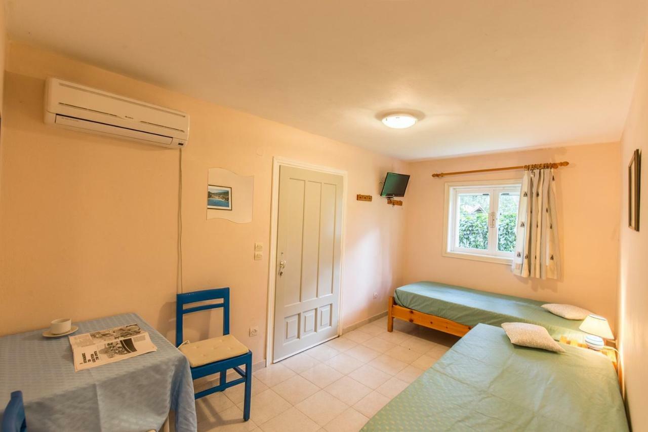 Ormos Drepanou Apartments Ligia Exterior foto
